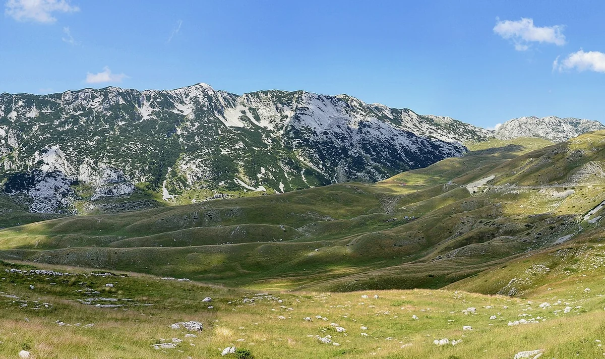 杜米托尔 Durmitor 开阔山地风景