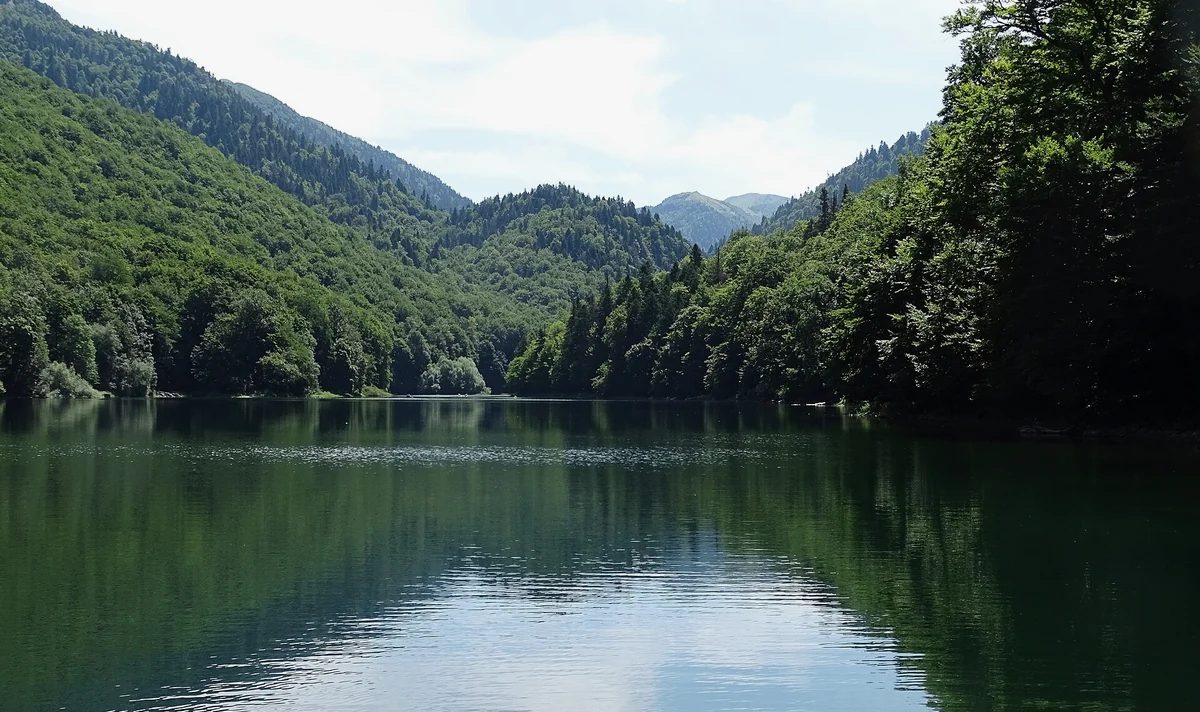 杜米托尔 Durmitor 黑湖 Black Lake 山林湖景